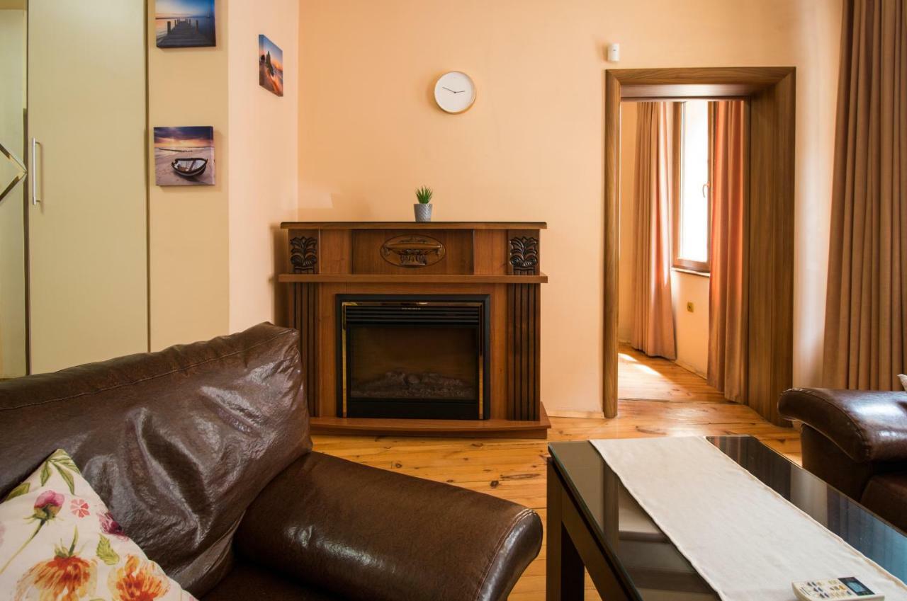The Rocky House - Central & Private 2Bdr By Flat Mаnager Plovdiv Exteriér fotografie